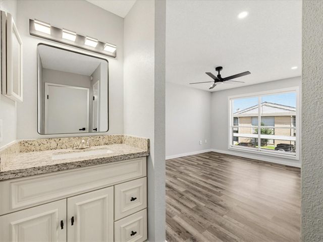 260 El Dorado Boulevard 3206, Houston, TX 77598