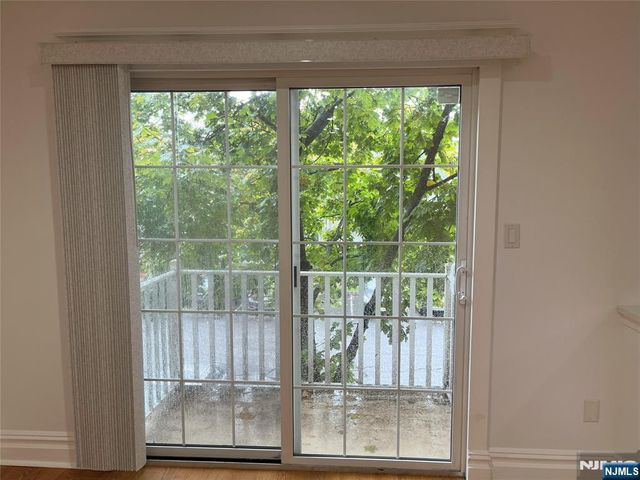 2417 Stanhope Court, Mahwah, NJ 07430