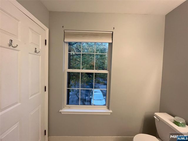 2417 Stanhope Court, Mahwah, NJ 07430