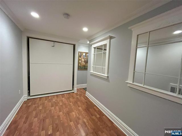 2417 Stanhope Court, Mahwah, NJ 07430
