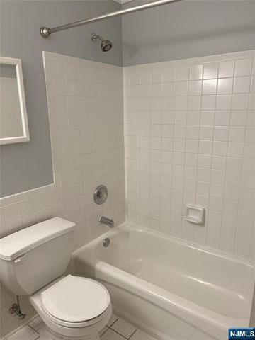 2417 Stanhope Court, Mahwah, NJ 07430