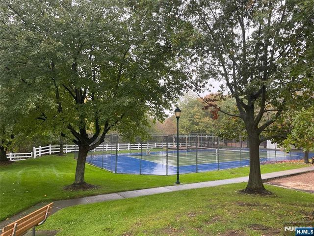 2417 Stanhope Court, Mahwah, NJ 07430