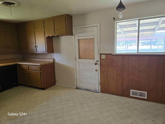 504 S FAIRMONT Street, Amarillo, TX 79106