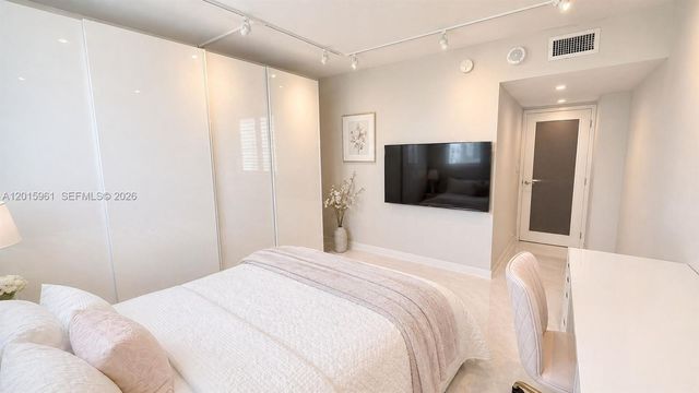 19380 Collins Ave 402, Sunny Isles Beach, FL 33160
