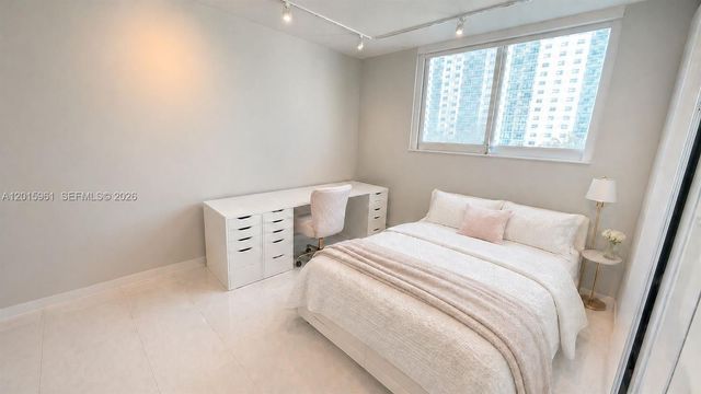 19380 Collins Ave 402, Sunny Isles Beach, FL 33160