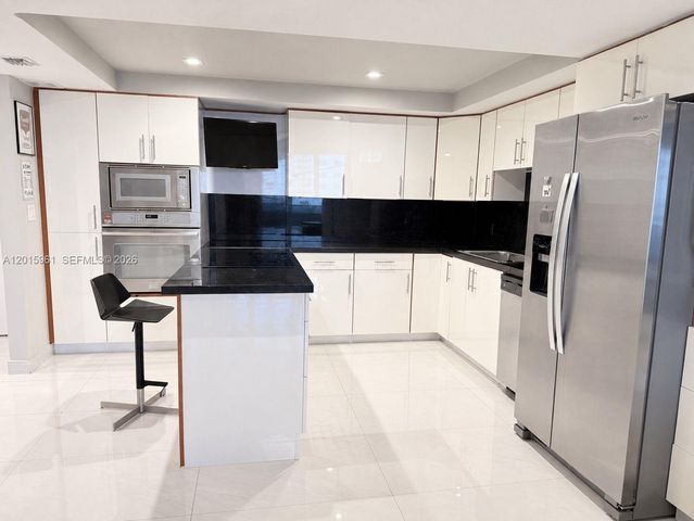 19380 Collins Ave 402, Sunny Isles Beach, FL 33160