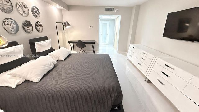 19380 Collins Ave 402, Sunny Isles Beach, FL 33160