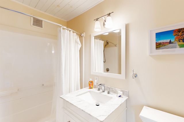 7429 US Route 4, Bridgewater, VT 05034