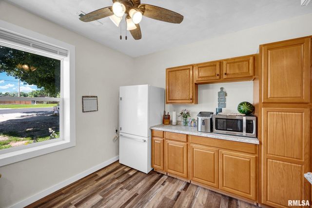 306 S MAIN Street, Peoria, IL 61604