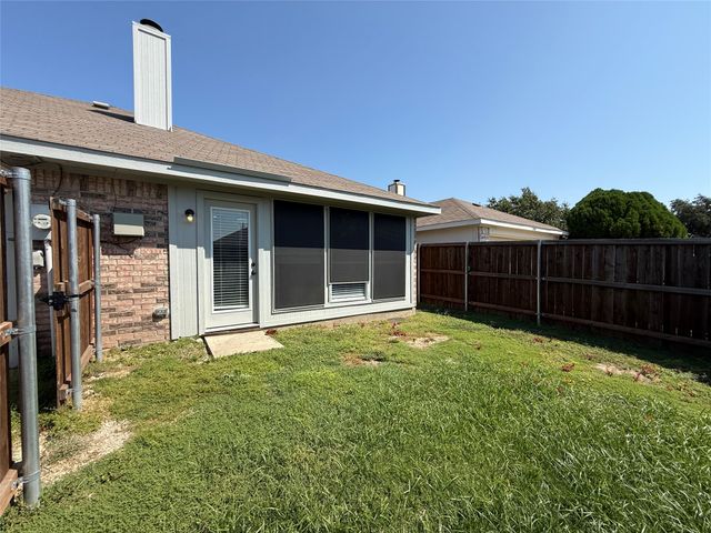 7722 Calypso Drive, Rowlett, TX 75088