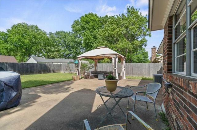 6390 PRAIRIE VIEW DR, Bartlett, TN 38134