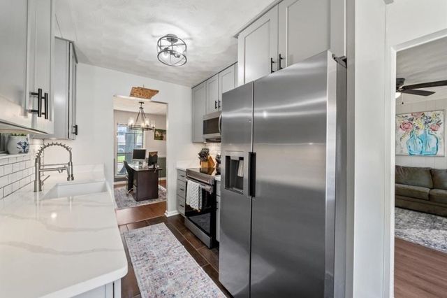 6390 PRAIRIE VIEW DR, Bartlett, TN 38134