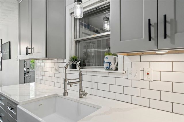 6390 PRAIRIE VIEW DR, Bartlett, TN 38134