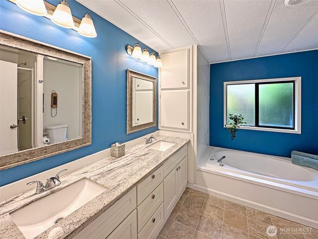 2500 S 370th Street #160, Federal Way, WA 98003