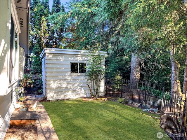 2500 S 370th Street #160, Federal Way, WA 98003