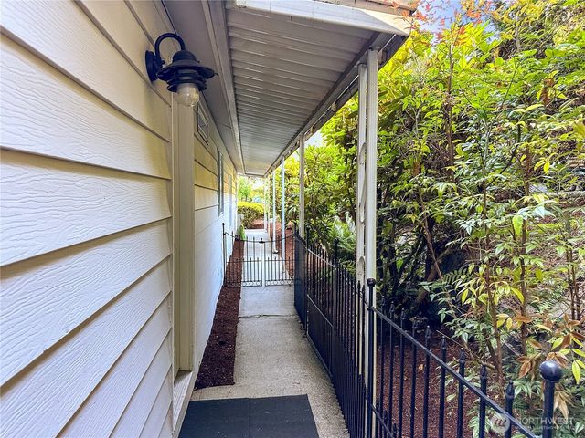2500 S 370th Street #160, Federal Way, WA 98003