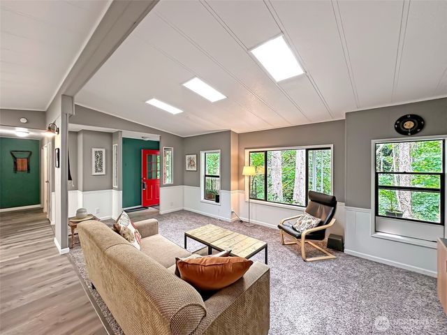 2500 S 370th Street #160, Federal Way, WA 98003