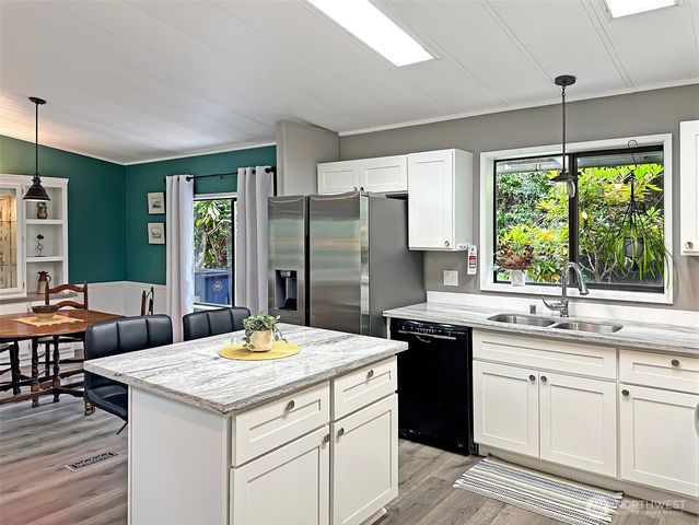 2500 S 370th Street #160, Federal Way, WA 98003