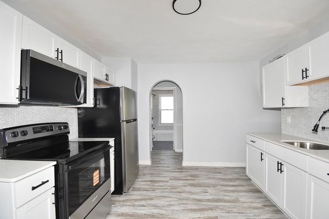 46-48 Wait St, Springfield, MA 01104