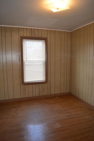 2-4 Clinton Street, Easthampton, MA 01027