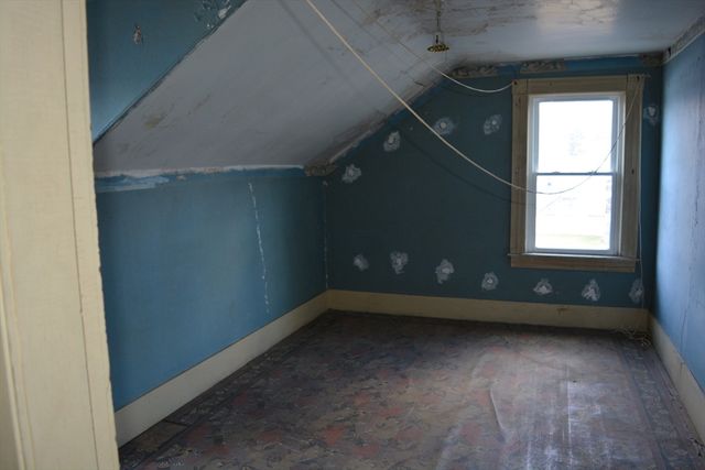 2-4 Clinton Street, Easthampton, MA 01027