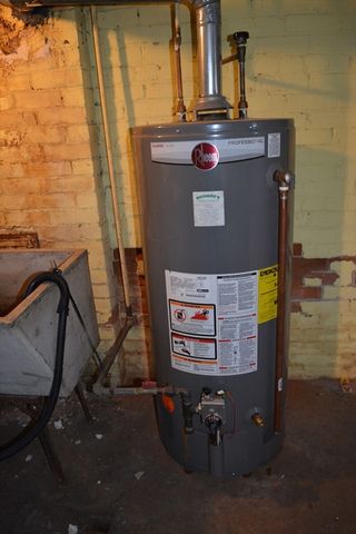 2-4 Clinton Street, Easthampton, MA 01027