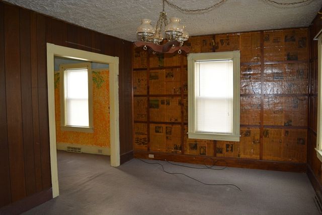 2-4 Clinton Street, Easthampton, MA 01027