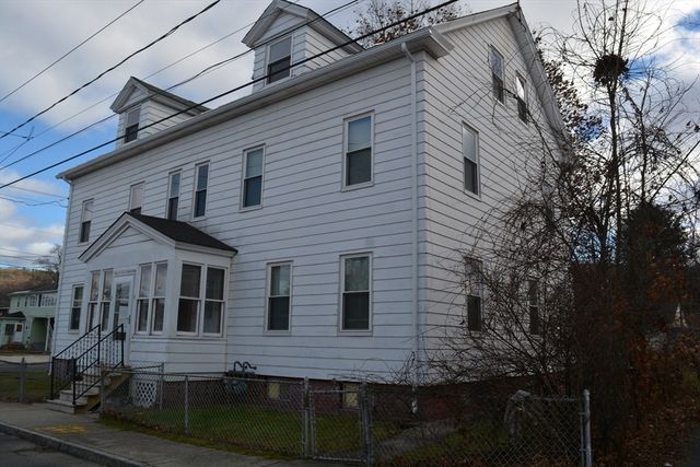 2-4 Clinton Street, Easthampton, MA 01027