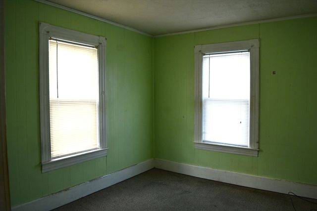 2-4 Clinton Street, Easthampton, MA 01027