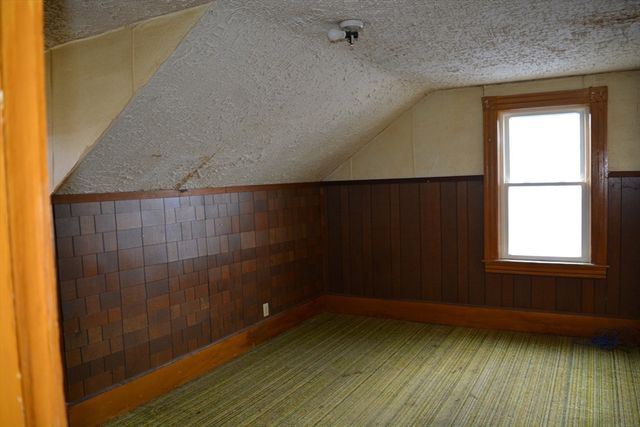 2-4 Clinton Street, Easthampton, MA 01027