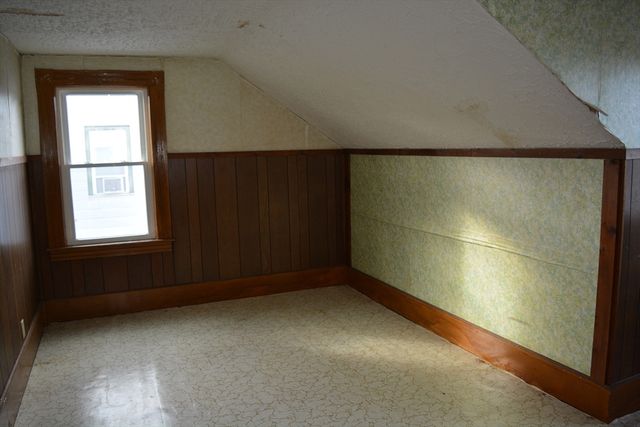 2-4 Clinton Street, Easthampton, MA 01027