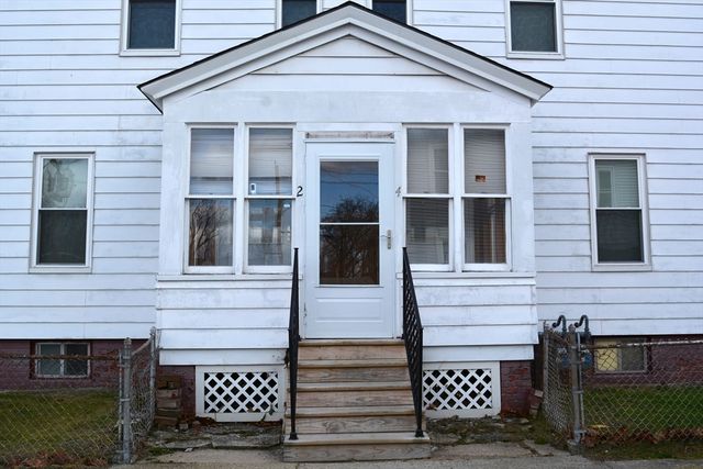 2-4 Clinton Street, Easthampton, MA 01027