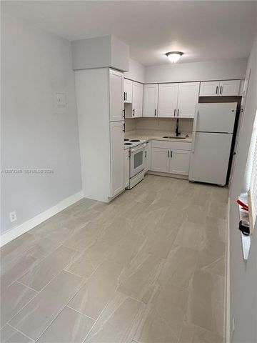 1824 Monroe Street 12, Hollywood, FL 33020