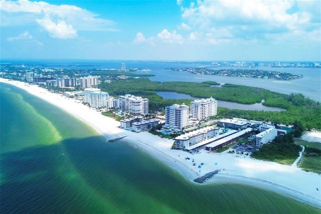 2100 BENJAMIN FRANKLIN DRIVE 201, Sarasota, FL 34236