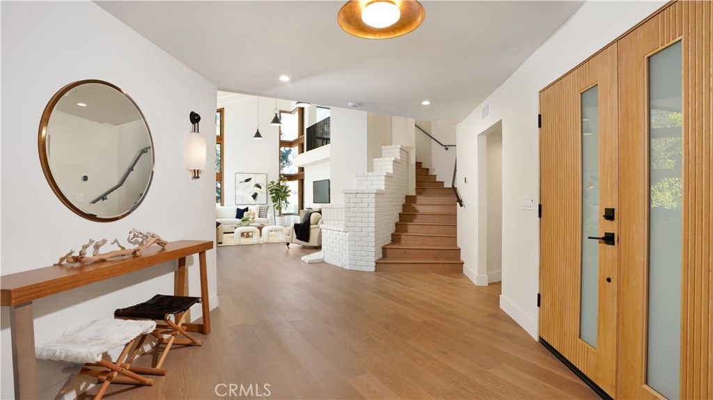 Image 18 of property listing at 9752 Rangeview, North Tustin, CA 92705