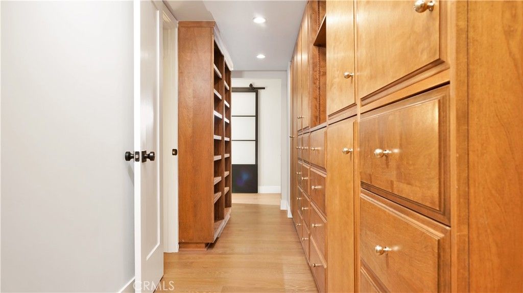 Image 33 of property listing at 9752 Rangeview, North Tustin, CA 92705