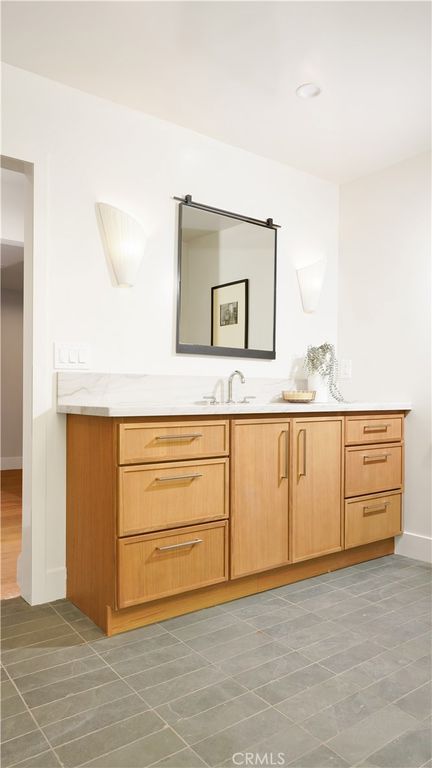 Image 38 of property listing at 9752 Rangeview, North Tustin, CA 92705