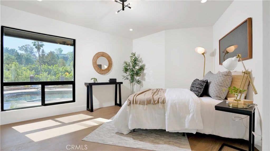 Image 45 of property listing at 9752 Rangeview, North Tustin, CA 92705