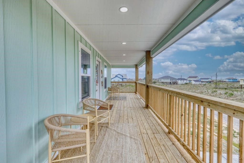 370 W Misty Oak W, Rockport, TX 78382 — photo 3