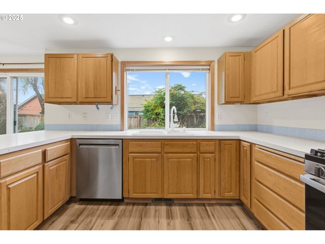 5636 Sw AVENA Pl, Corvallis, OR 97333