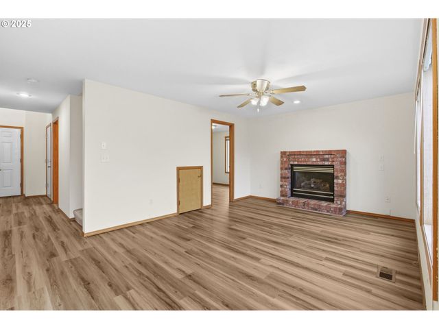 5636 Sw AVENA Pl, Corvallis, OR 97333