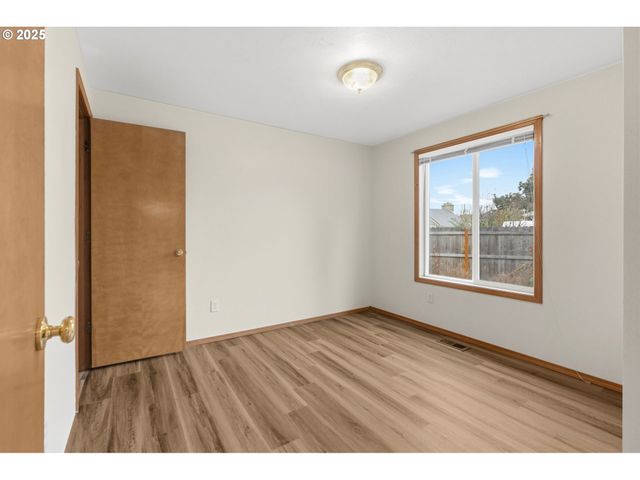 5636 Sw AVENA Pl, Corvallis, OR 97333