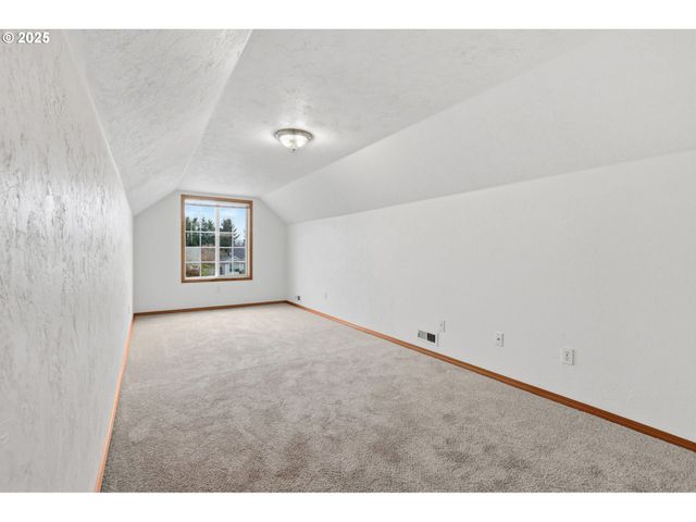 5636 Sw AVENA Pl, Corvallis, OR 97333