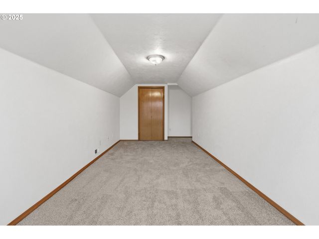 5636 Sw AVENA Pl, Corvallis, OR 97333