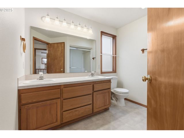 5636 Sw AVENA Pl, Corvallis, OR 97333