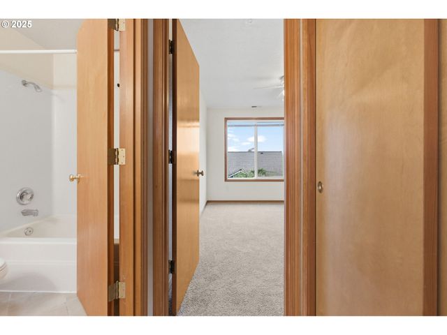 5636 Sw AVENA Pl, Corvallis, OR 97333