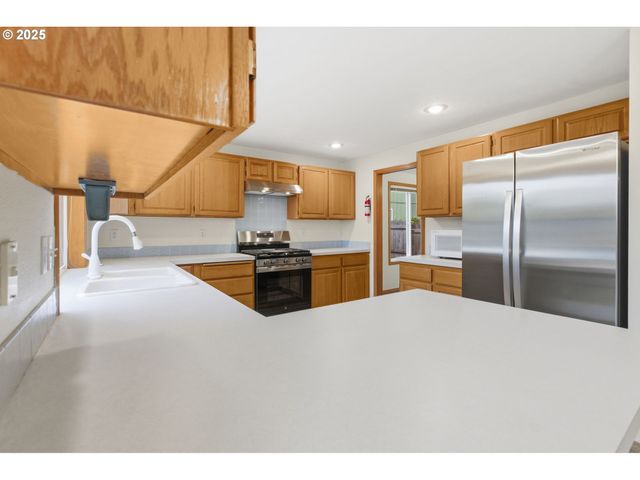 5636 Sw AVENA Pl, Corvallis, OR 97333