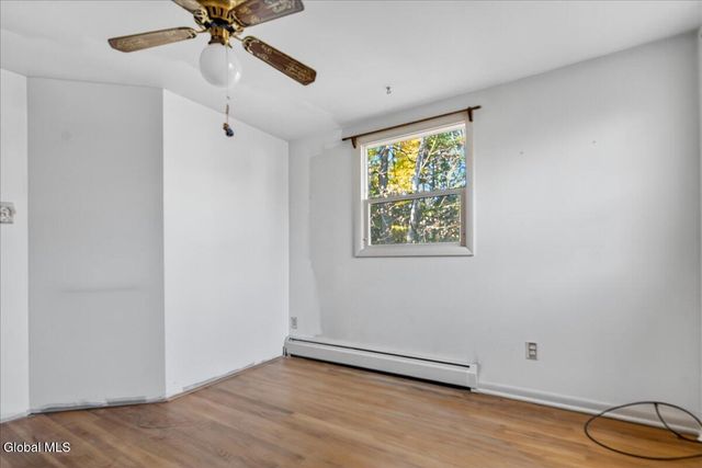 17 Belmonte Lane, Clifton Park, NY 12065