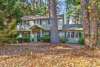 17 Belmonte Lane, Clifton Park, NY 12065