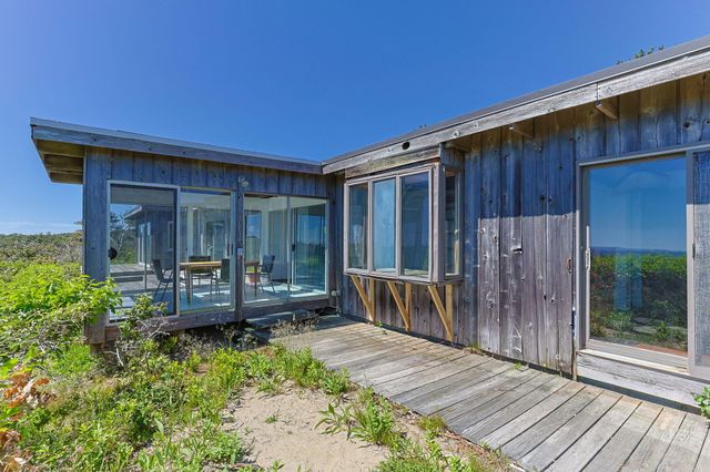 1100 Ocean View Drive, Wellfleet, MA 02667